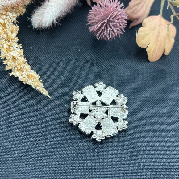 Vintage Art Deco Rhinestones Floral Circle Brooch - Picture 3 of 5